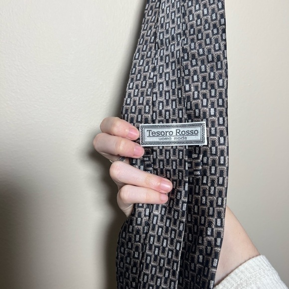 Vintage Tesoro Rosso Silk Tie - Picture 3 of 4
